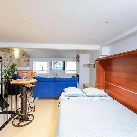 Apartment Gorgeous Newly Renovated In Heart Of Old Town *